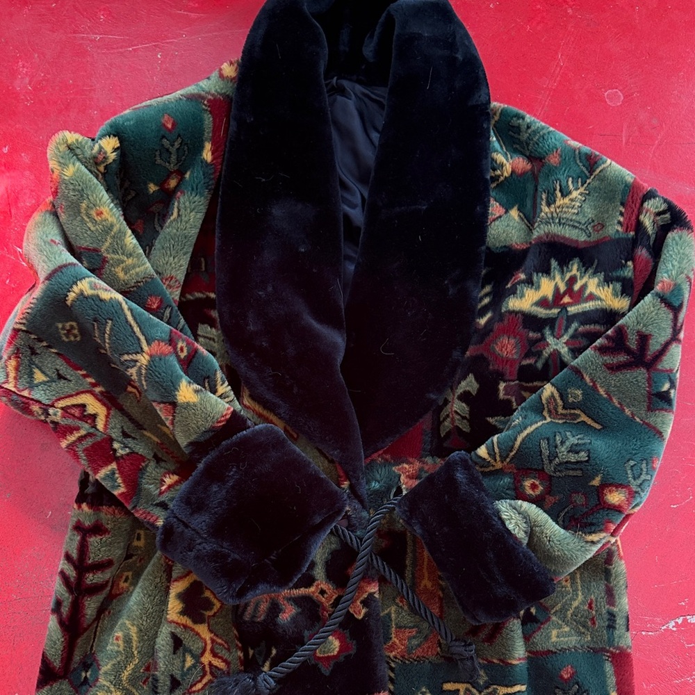 Vintage Tapestry Jacket with Black Collar - Picture 3 of 7
